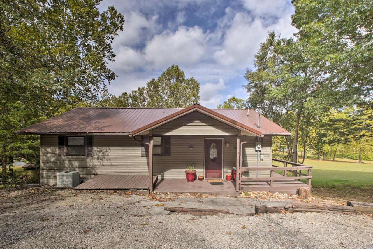 Golden Lakefront Table Rock Home With Fire Pit! מראה חיצוני תמונה